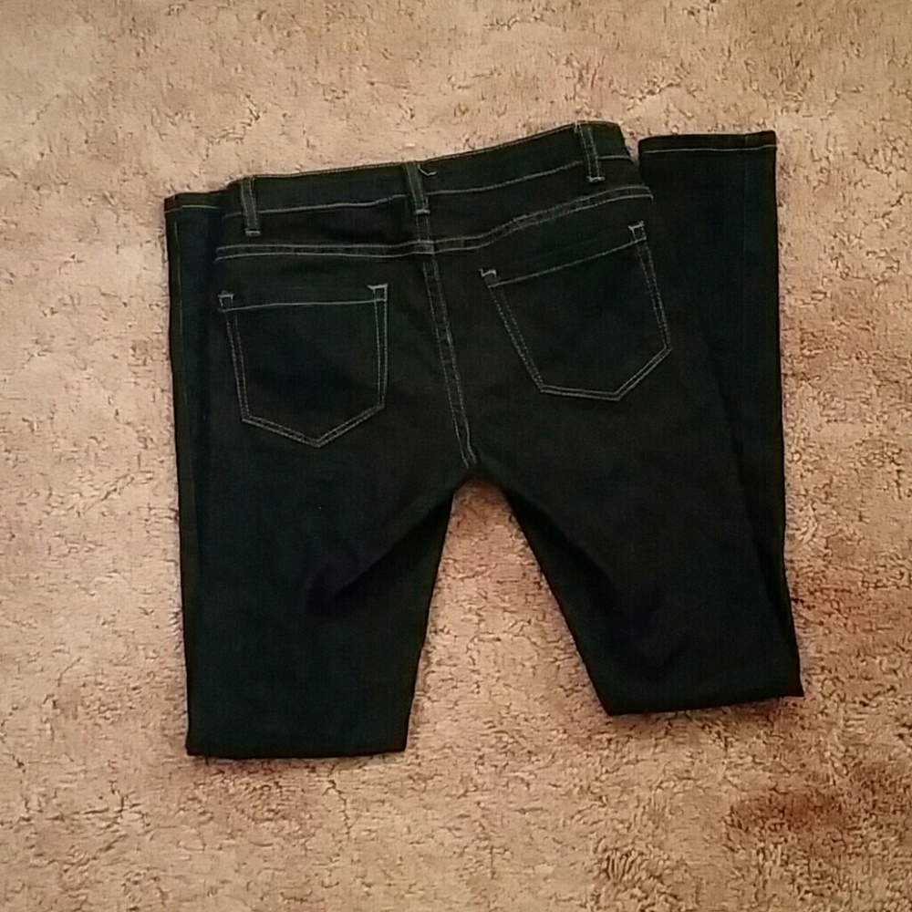 Dark wash skinny jeans! - Picture 2 of 3